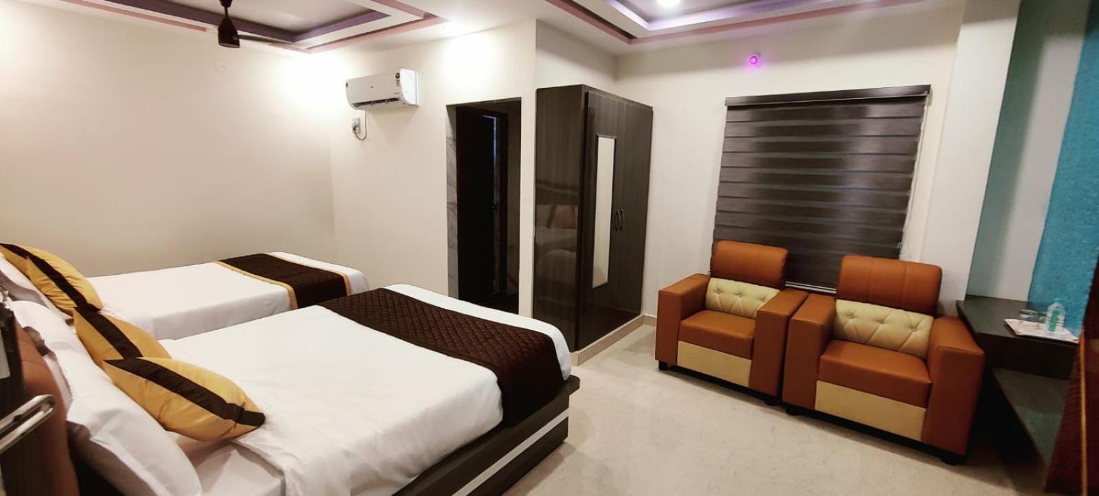 Aadya Inn New Luxury Hotel Tirupati Exterior foto